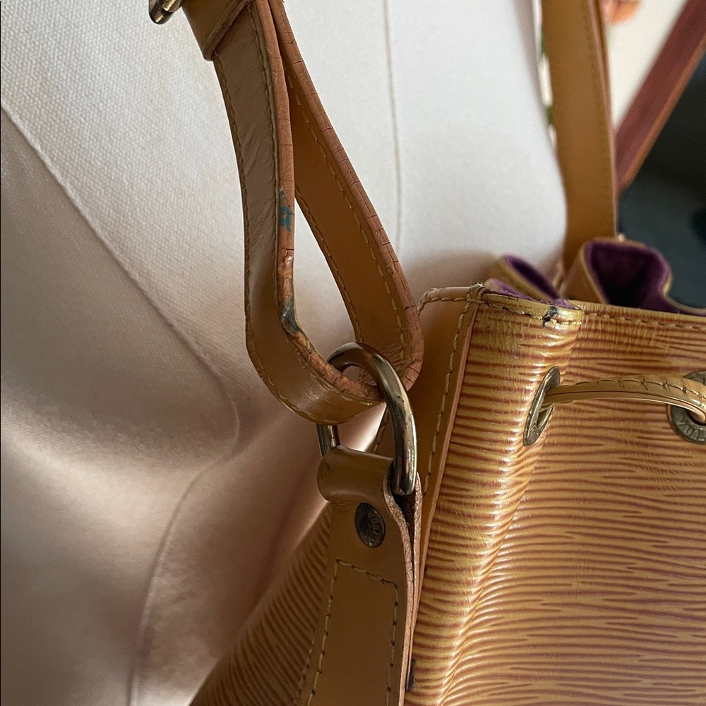 Louis Vuitton Vintage Bucket Bag add Guitar Strap to Crossbody! Authentic As Is - Picture 8 of 17